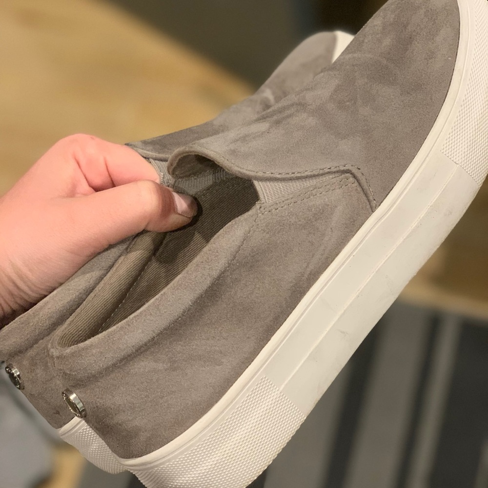 Steve Madden slip ons